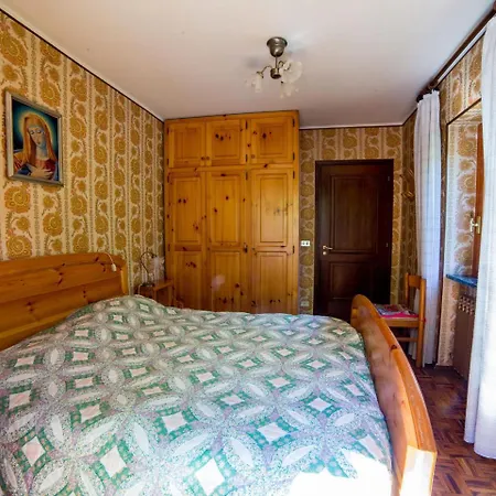 Cozy Holiday In Poutaz Near Ski Area *