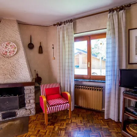 Cozy Holiday In Poutaz Near Ski Area *