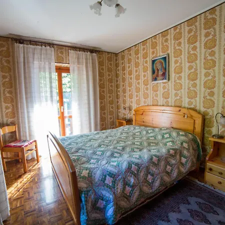 Cozy Holiday In Poutaz Near Ski Area Дом отдыха