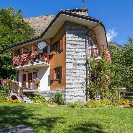 Дом отдыха Cozy Holiday In Poutaz Near Ski Area *