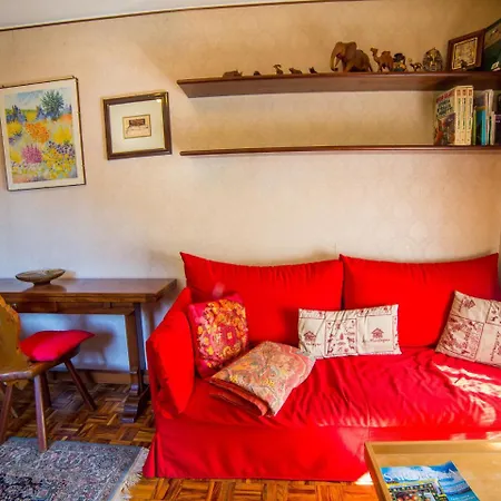 בית נופש Cozy Holiday In Poutaz Near Ski Area Antey-Saint-André